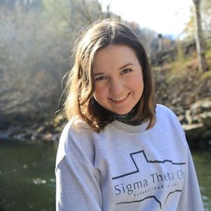 Meet your Posher, Kelsey